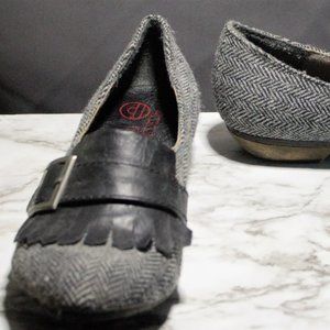 LOAFERS, GRAY TWEED